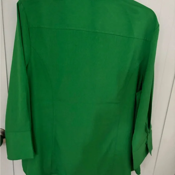 NWT size xl and,color green - Picture 3 of 4